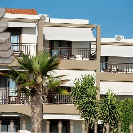 Apartahotel Areti 3*