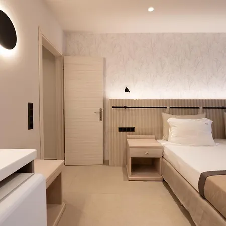 Areti Aparthotel 4*