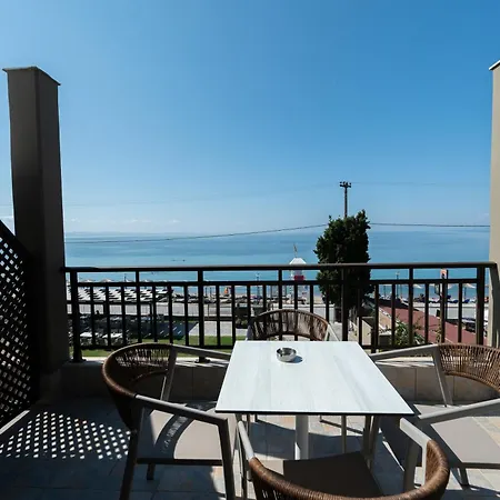 Areti Aparthotel 2*