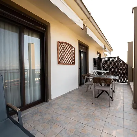 Aparthotel Areti 2*