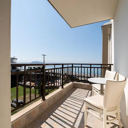 Aparthotel Areti Neos Marmaras