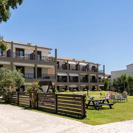 Aparthotel Areti 4*
