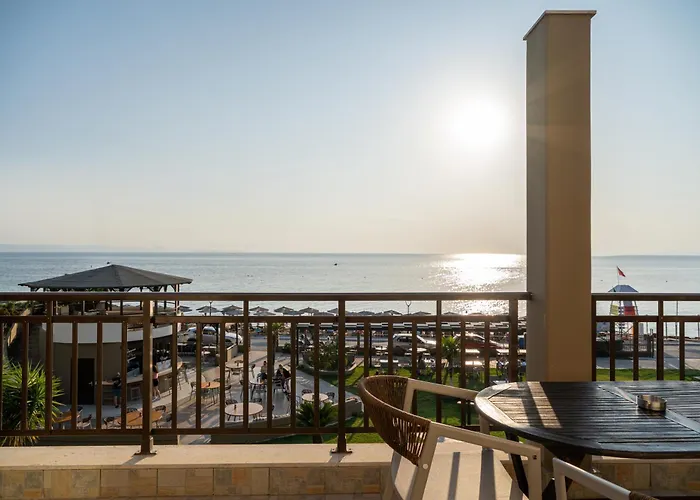 Areti Apart-hotel Néos Marmarás