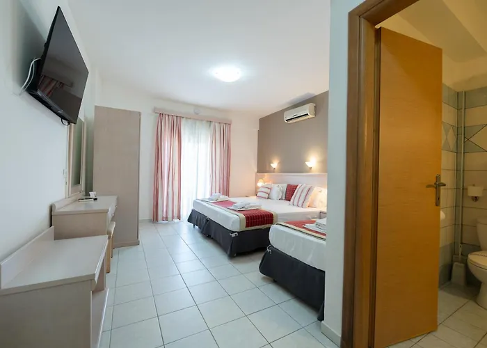 Aparthotel Areti 3*